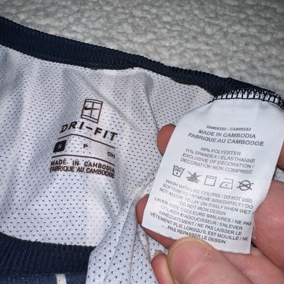Nike Drifit Women’s Navy Blue White Stripe Tank Top Small EUC - Picture 6 of 10
